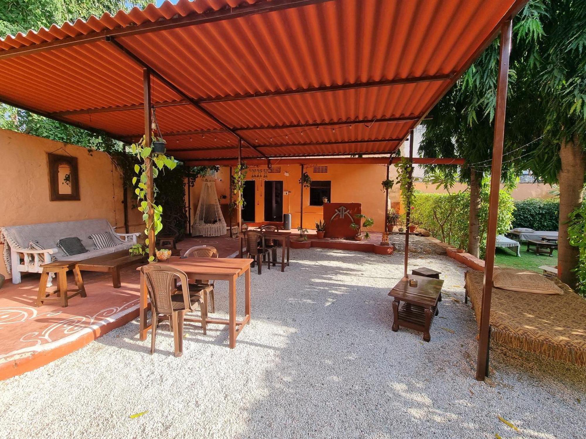 Karavan Kafe Puškar Exteriér fotografie